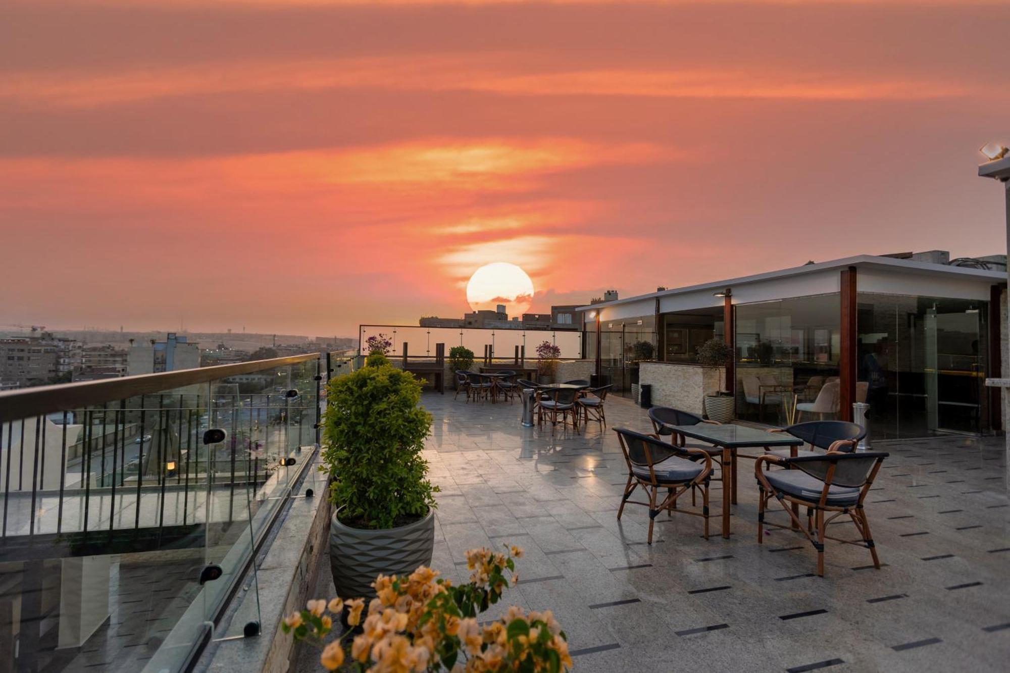 Pyramids Charm Hotel Al Kawm al Akhdar Екстер'єр фото